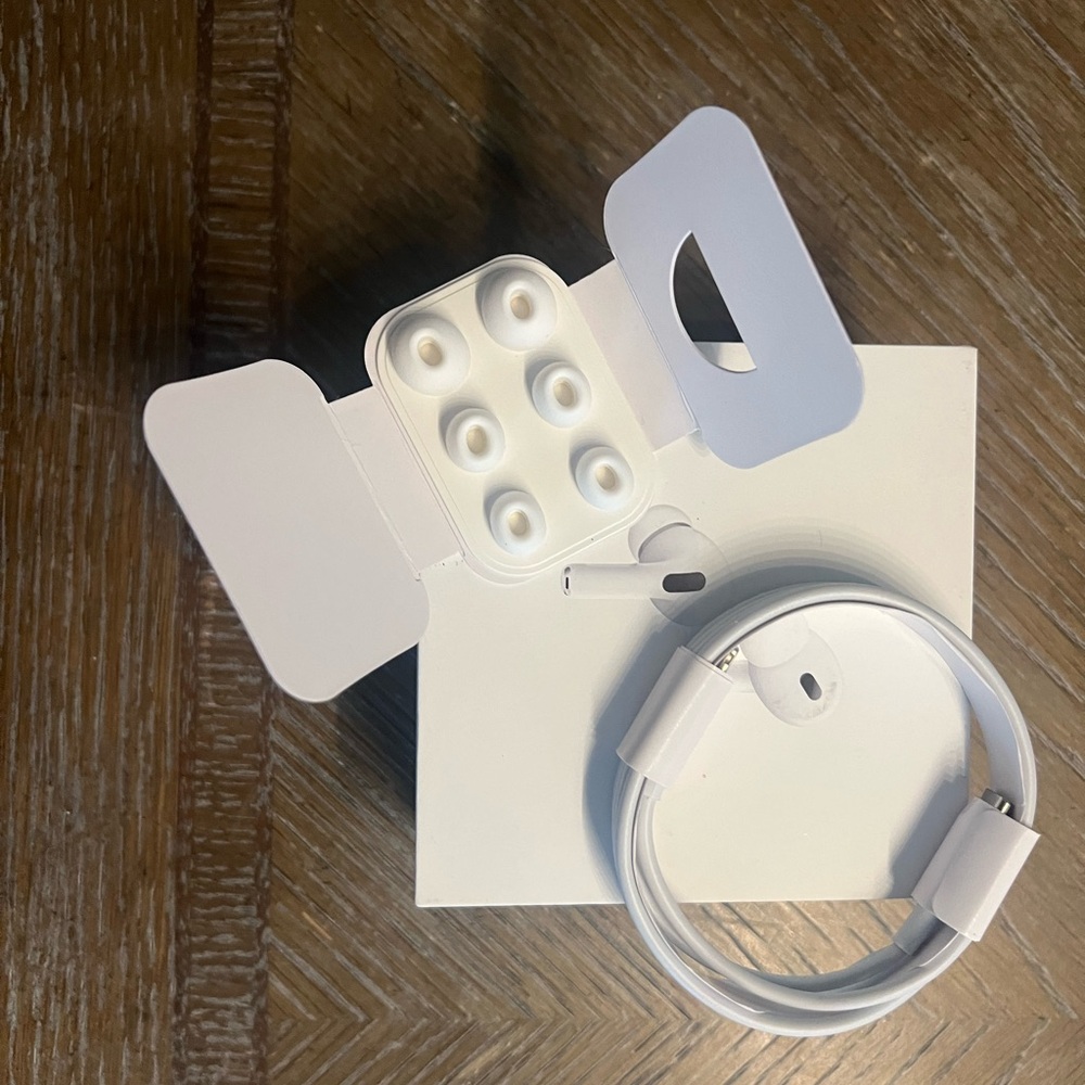 Apple Airpods Pro 2nd Generation Ear Tips new authentic
